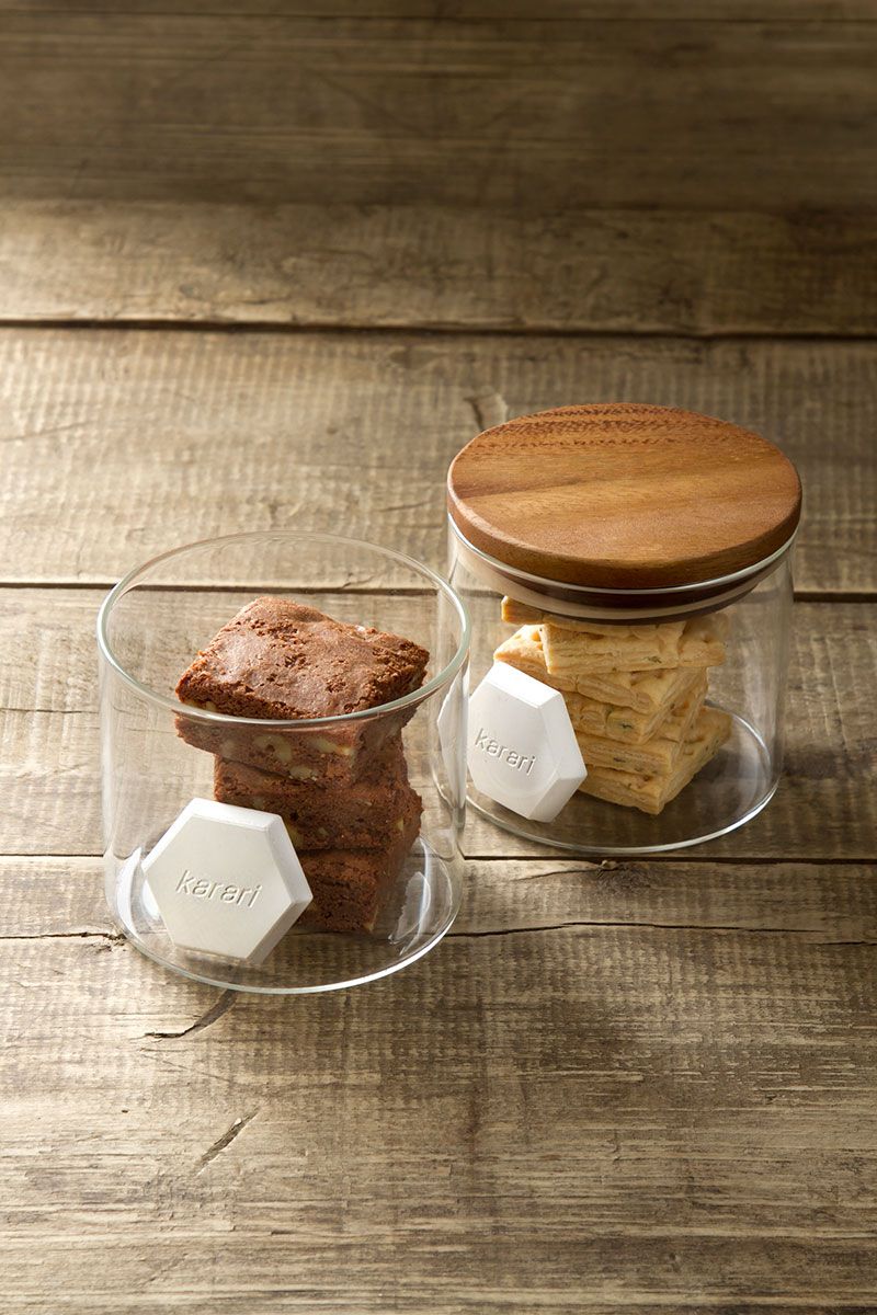 日本 KARARI 珪藻土防潮乾燥塊 六角 2入