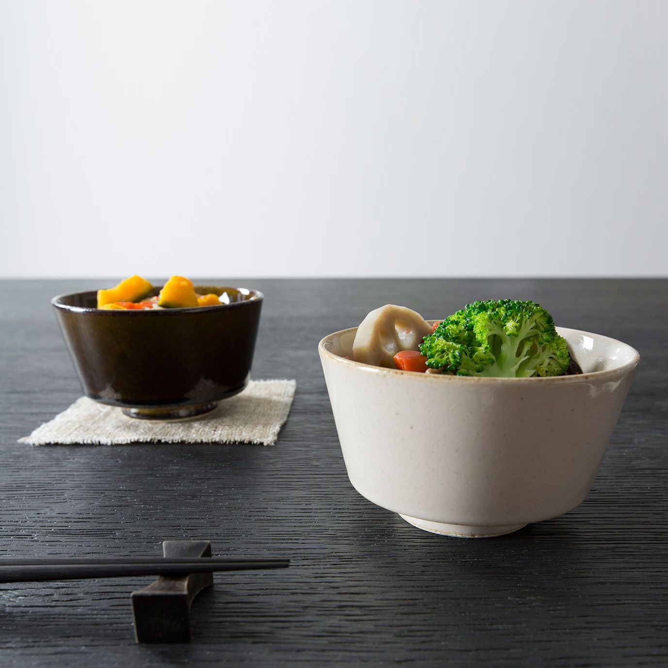 KIHARA_陶碗(乳白_黑唐津)