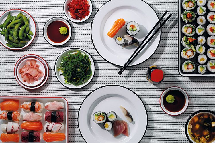 英國 Falcon 獵鷹琺瑯 圓形餐盤4入組 24cm (黑白)