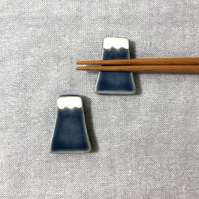 日本 美濃燒 手作富士山筷架 -藍
