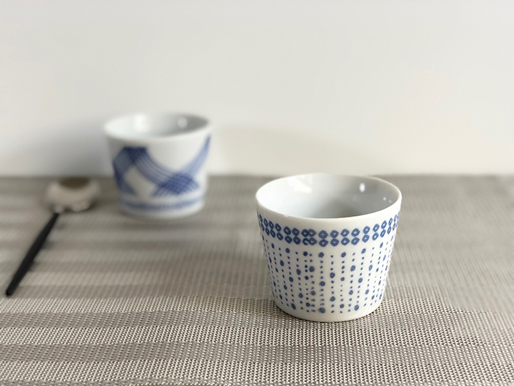 日本 美濃燒 藍點小草 茶杯 豬口杯