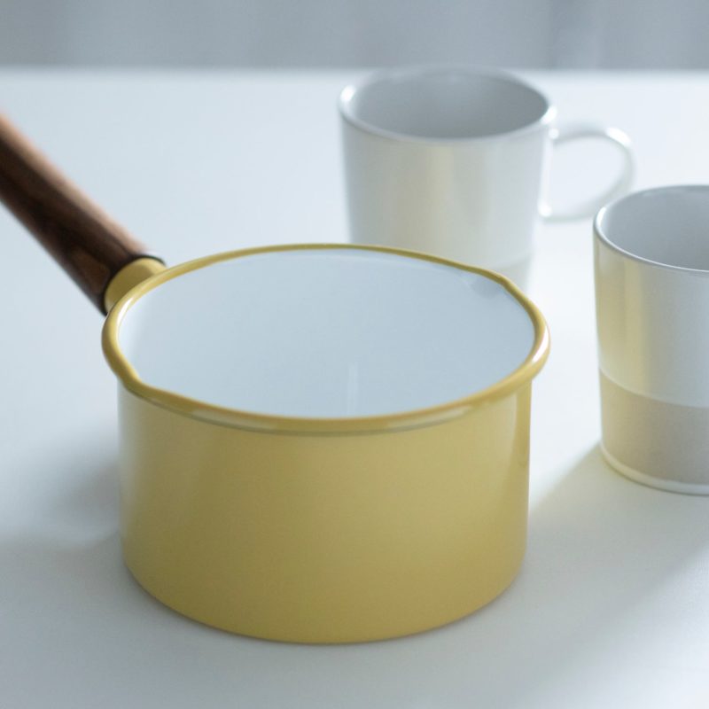 365methods_單柄琺瑯牛奶鍋_黃3 日本 365methods 單柄琺瑯牛奶鍋 1.2L (2色) 14cm