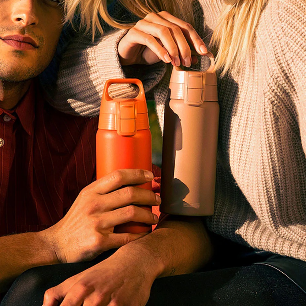 瑞士百年 SIGG Shield 超輕量彈蓋保溫瓶 500ml (柔霧珊瑚)